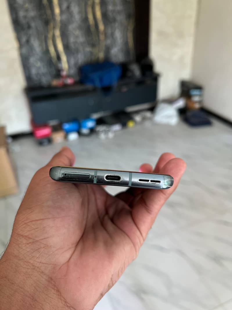One Plus 9 Pro 4