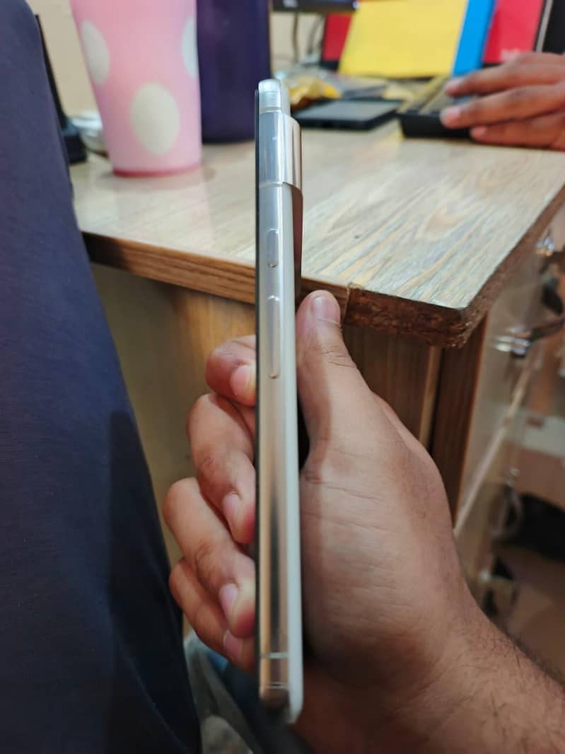 Google Pixel 8 Pro 1