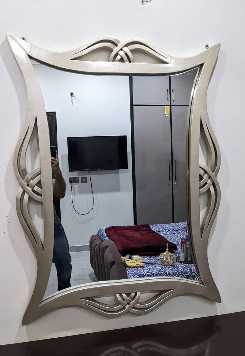 mirror with console 3