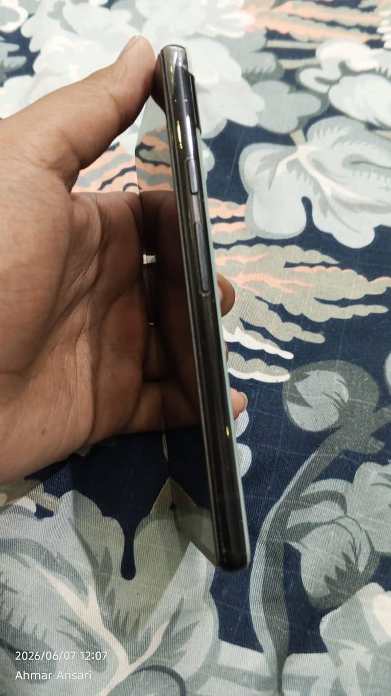 Google Pixel 6a 5