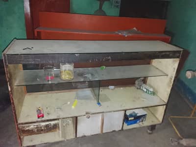 KRYANA STORE GLAAS COUNTER FOR SELL