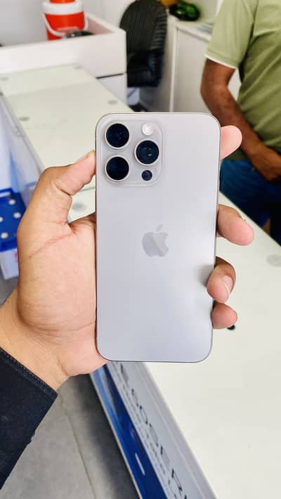 iPhone 15 pro max 1tb mdm