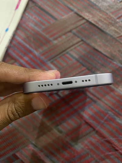 Apple iPhone 14