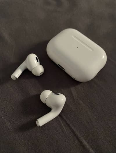 Wireless Earbuds White | HD Sound | Touch Control | 03432453276