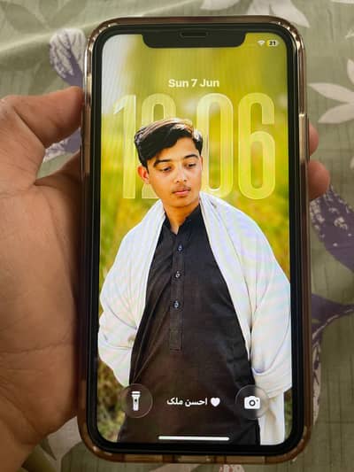 Apple iPhone 11
