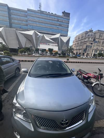 Toyota Corolla GLI 2011