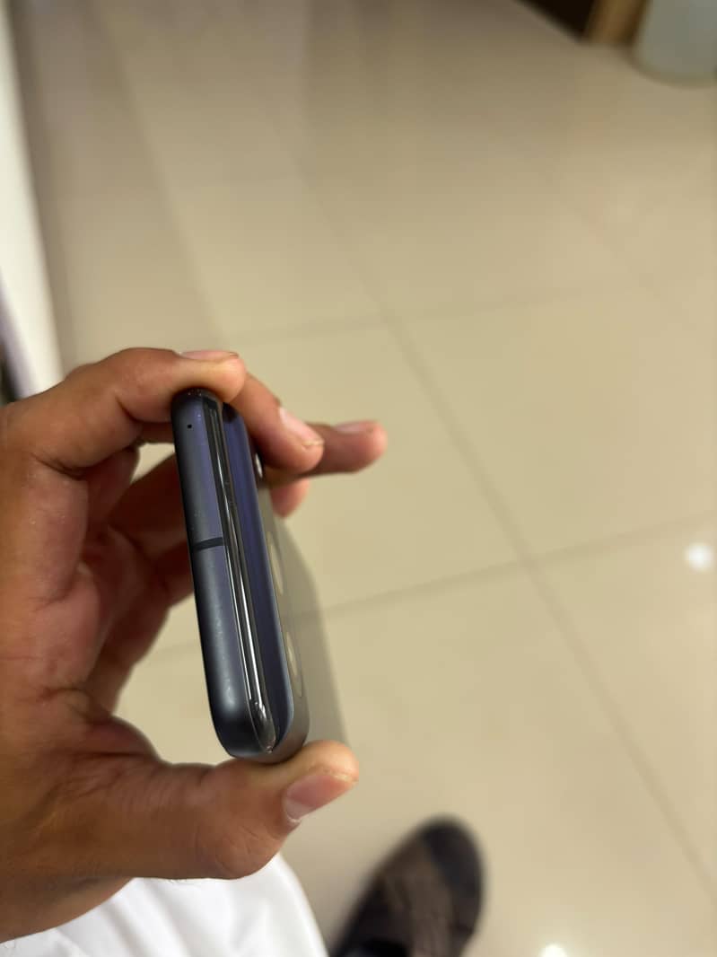 Google Pixel 8 2