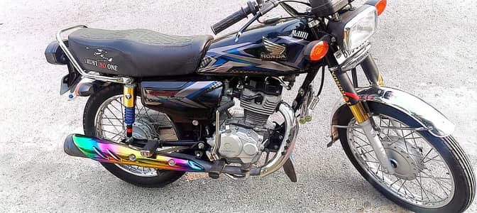 Honda CG125 2025 family bike lush condition