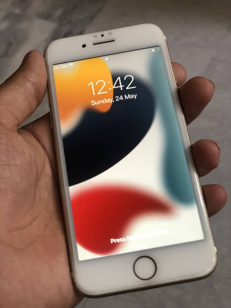 Apple iPhone 7 1