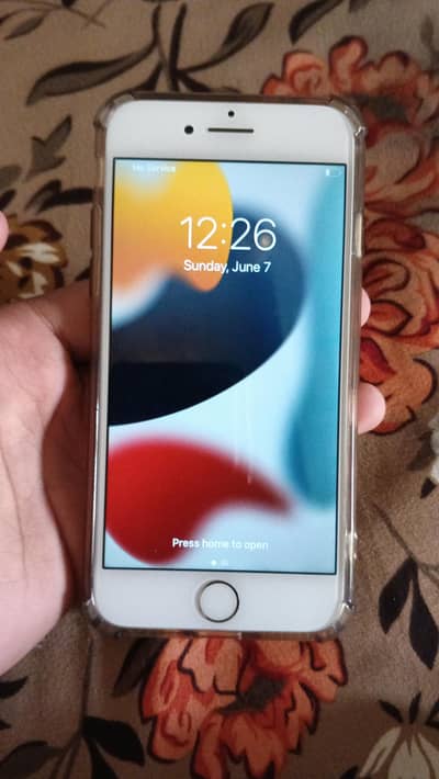 Apple iPhone 7