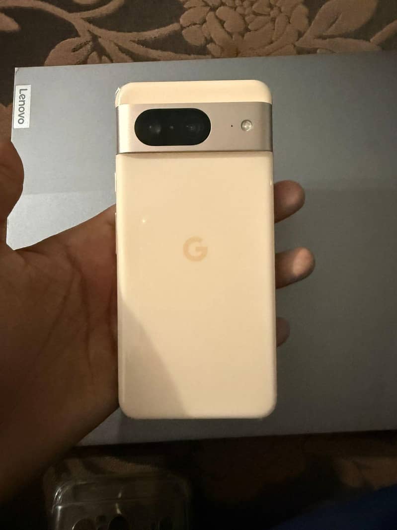 Google Pixel 8 6