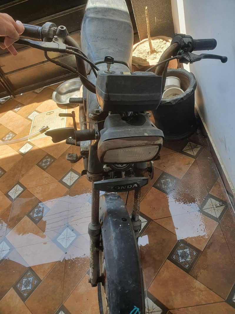 cd 70 old unique model 2