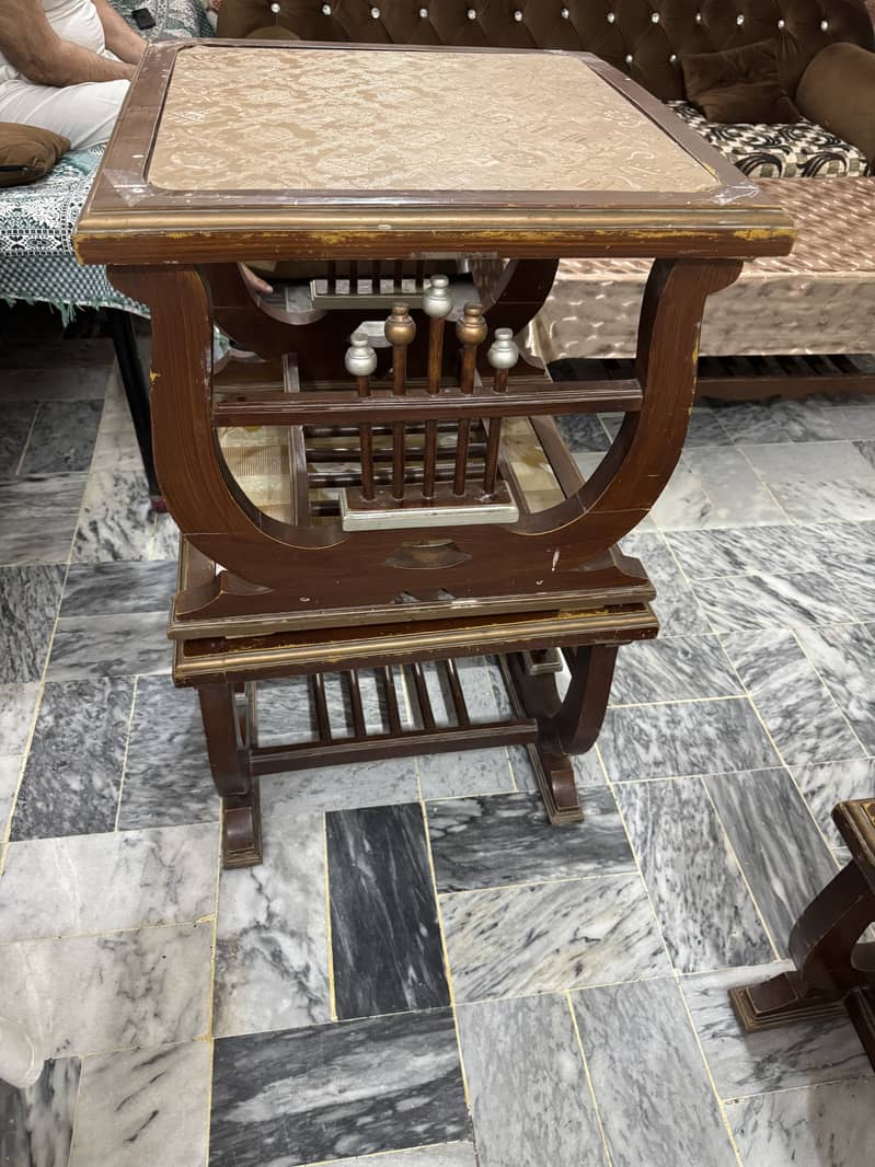 Sofa set with 3 table 2