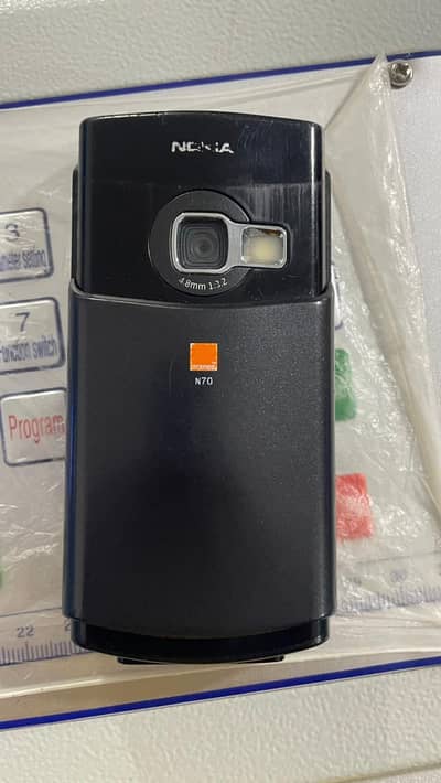 Nokia N70