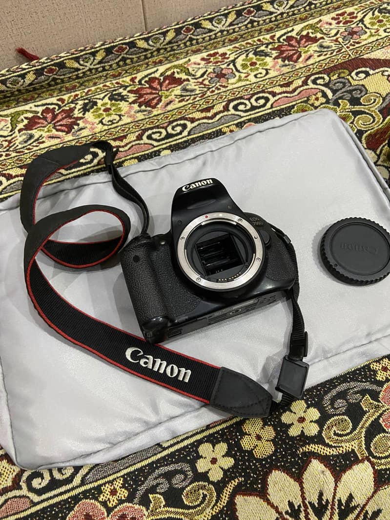 DSLR Camera 1