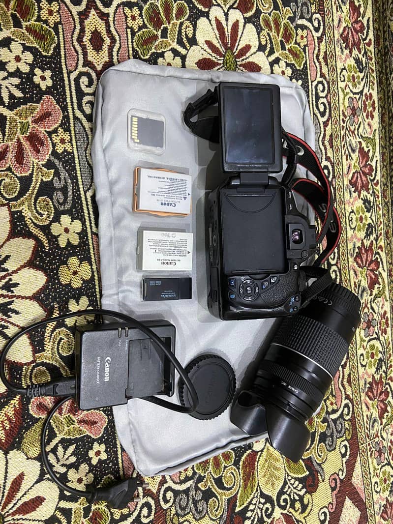 DSLR Camera 4