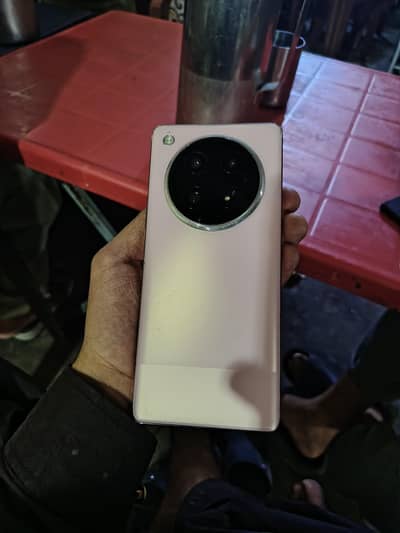 Infinix Zero 40