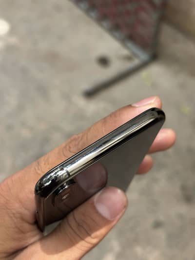 Apple iPhone XS for sale