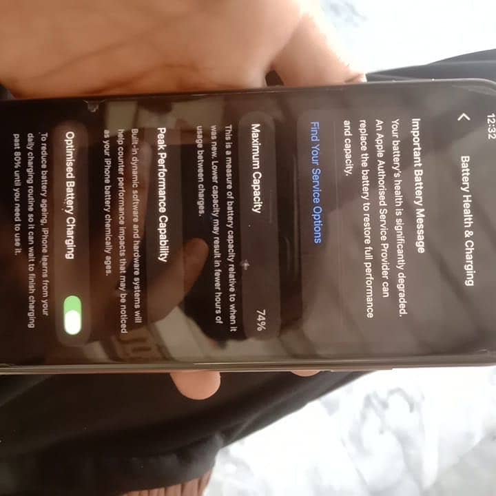 iPhone 11 Pro Max 2