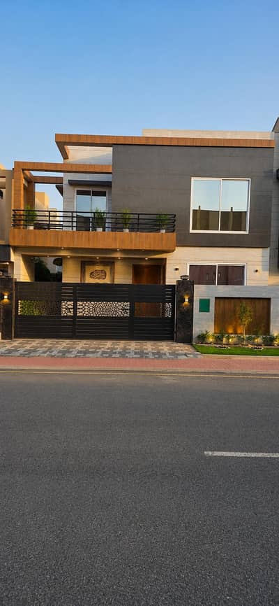 House for Sale ( 8 months used)