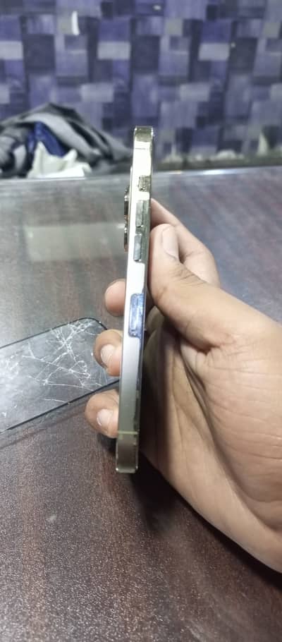 Apple iPhone 14 Pro