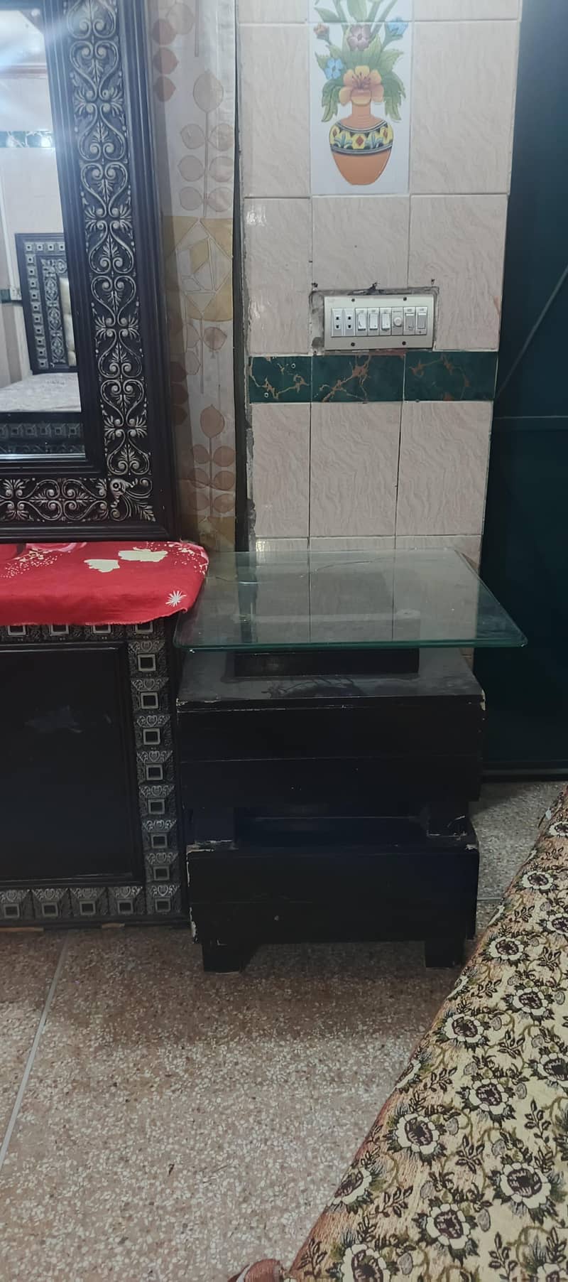Master Bed with Dressing Table 3