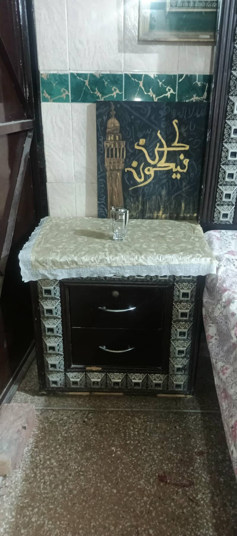 Master Bed with Dressing Table 5
