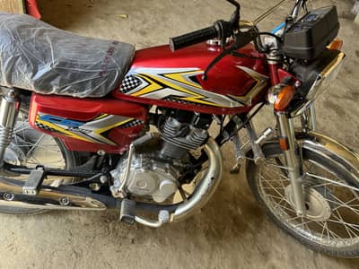 Honda CG 125 Model 2025 (Serial:ED-201) – Peshawar Registered