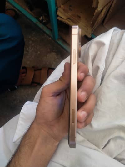 Apple iPhone XR canvad 16 pro