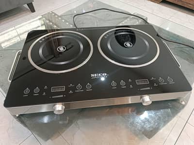 New electric stove for sale