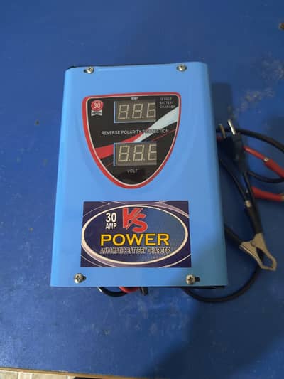 30 Amp battery fast charger