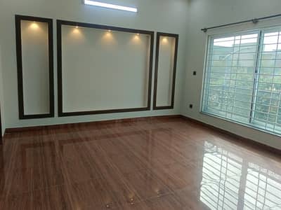 16 Marla First Floor For Rent