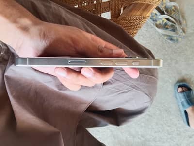 Apple iPhone 15 Pro
