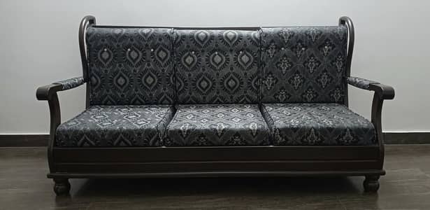 5 Seater Wooden Sofa Set – 3 Seater + 2 Single Chairs | Good Condition