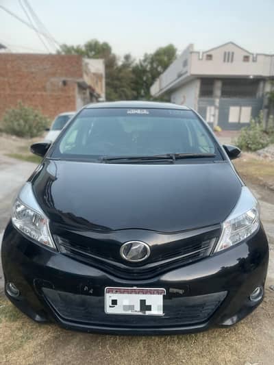 VITZ 2013/2107 IMPORT NEAT & CLEAN