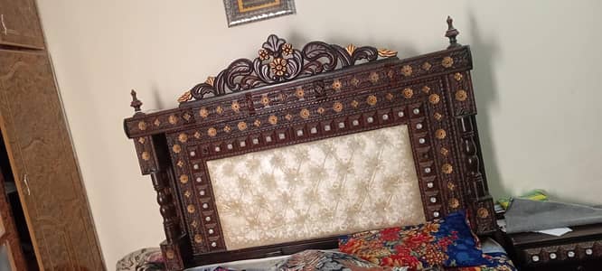 3 Items(Bed,Showcase,Lmari)