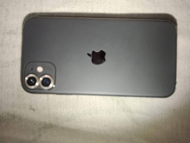 Apple iPhone 11 0