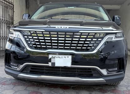 KIA GRAND CARNIVAL 2024