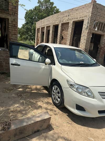 Toyota Corolla GLI 2011
