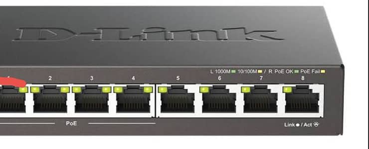 POE Switchs D Link 8 Port and 4 Port in Best Condition and all ok