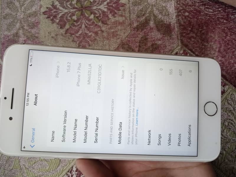 Apple iPhone 7 Plus 0