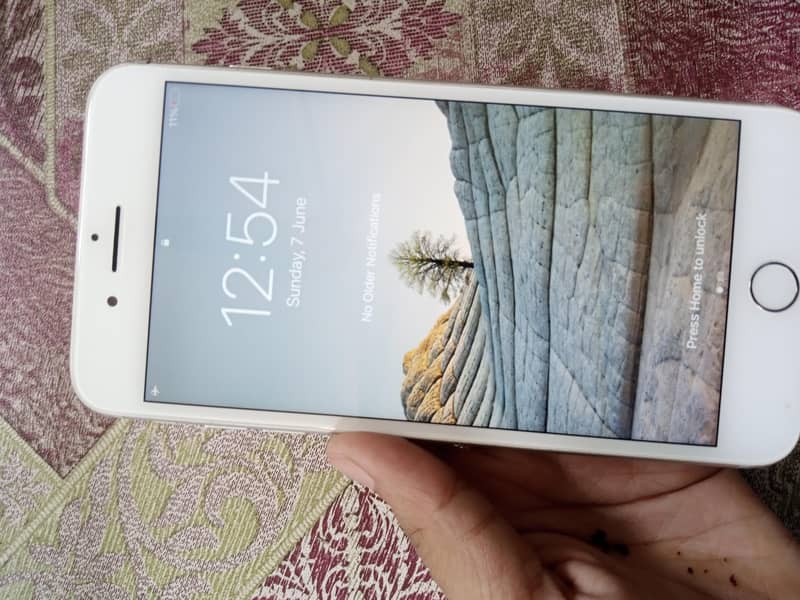 Apple iPhone 7 Plus 4