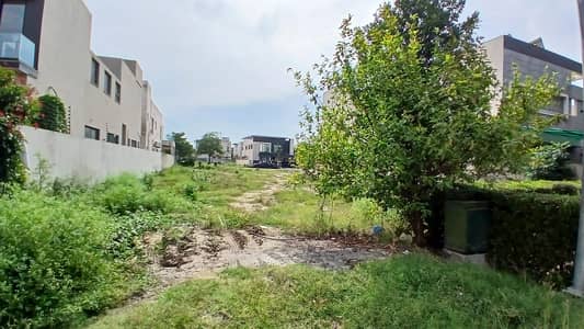 Corner 10 Marla Residential Possession Plot For Sale In DHA Multan Block B1
