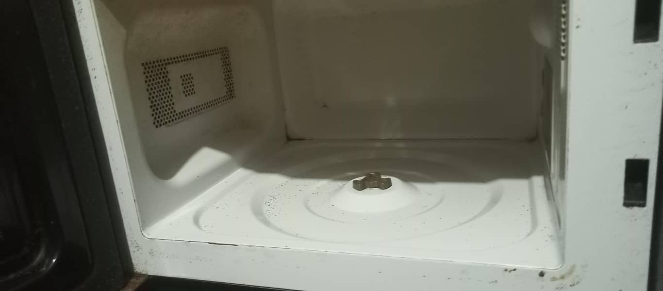 microwave oven 1