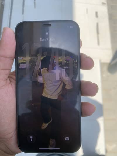 Apple iPhone 12