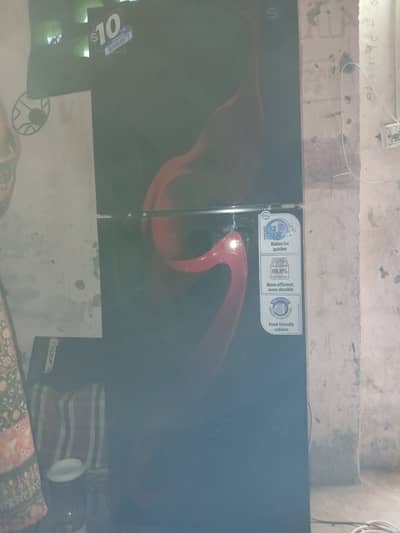 Pel fridge fore sale good condition