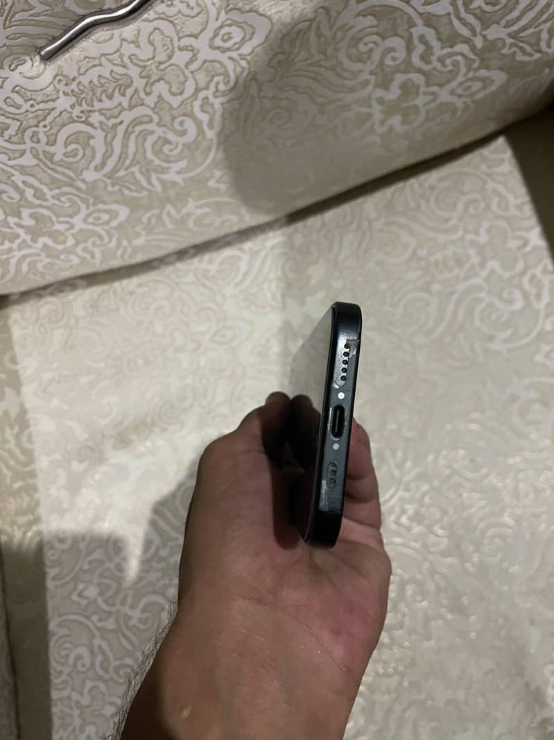 Apple iPhone 15 2