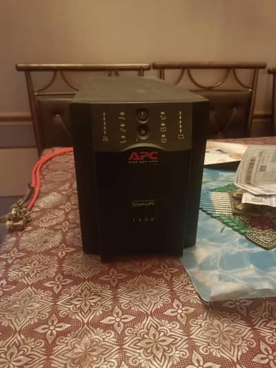 APC ups two batteries attached