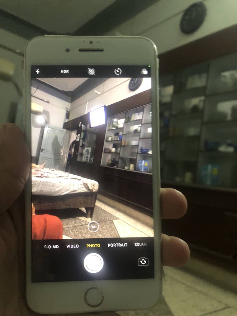 Apple iPhone 7 Plus 0