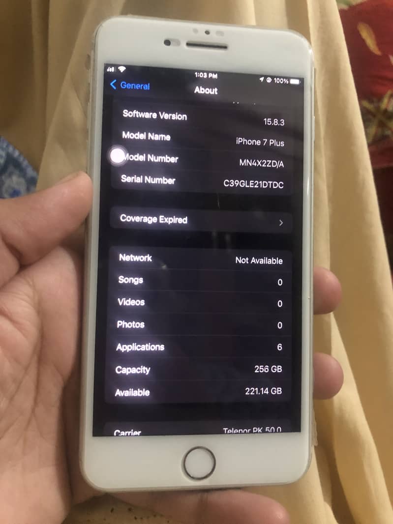 Apple iPhone 7 Plus 3